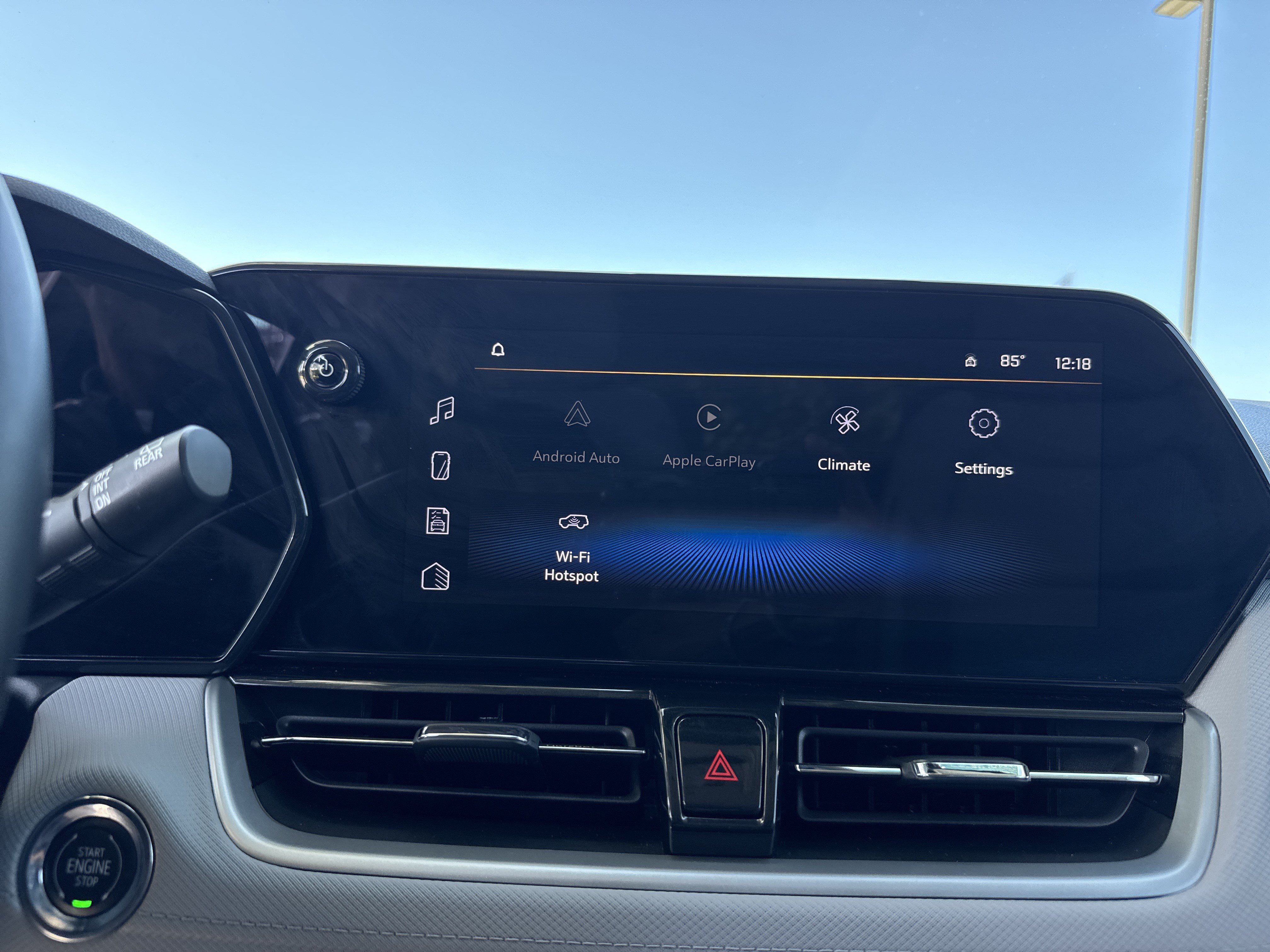 Used 2025 Chevrolet TrailBlazer LT w/ Convenience Package FWD image 23