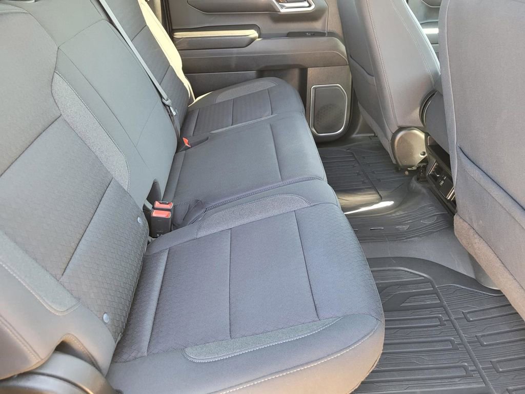 Used 2023 GMC Sierra 1500 SLE image 13