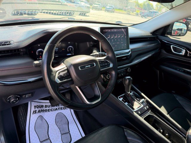 Used 2022 Jeep Compass Trailhawk w/ Trailhawk Elite Group AWD/4WD image 4