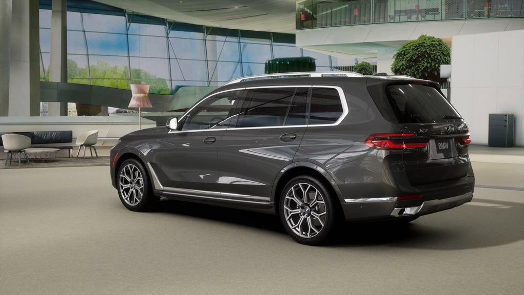 New 2026 BMW X7 xDrive40i w/ Executive Package image 2