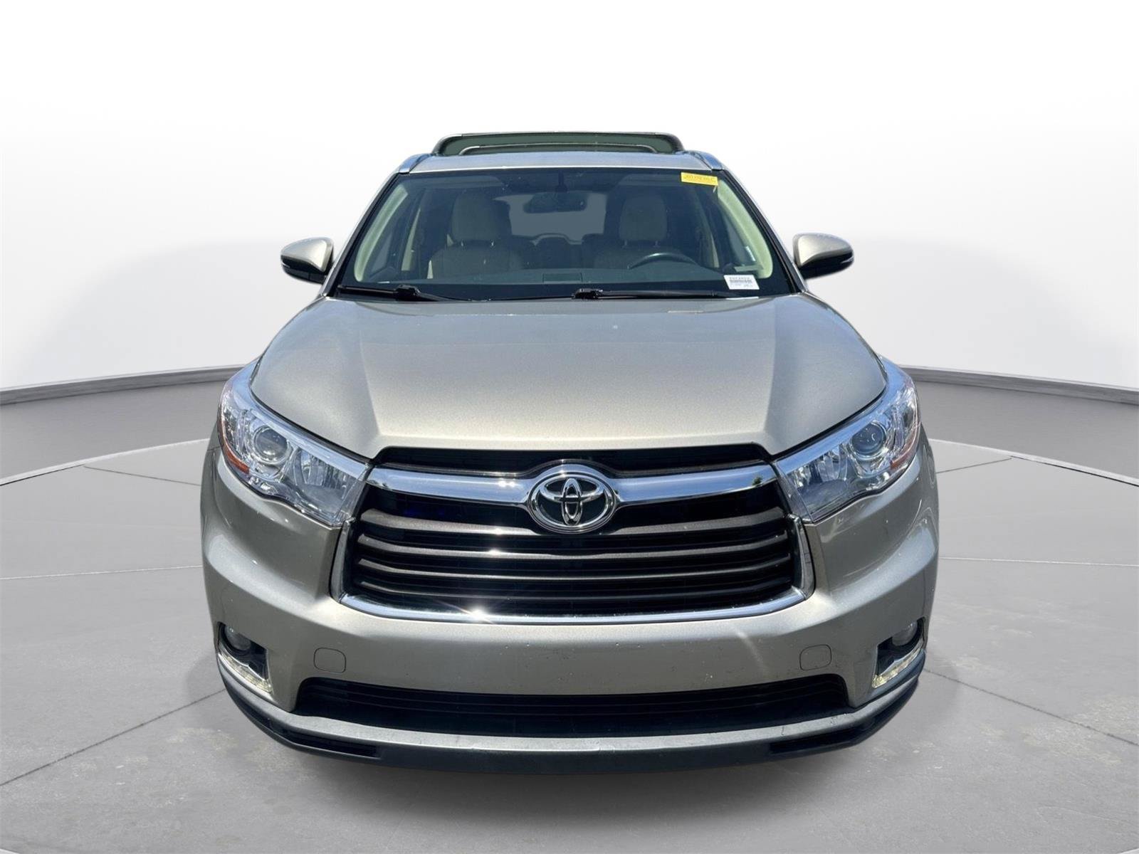 Used 2015 Toyota Highlander Limited FWD image 3