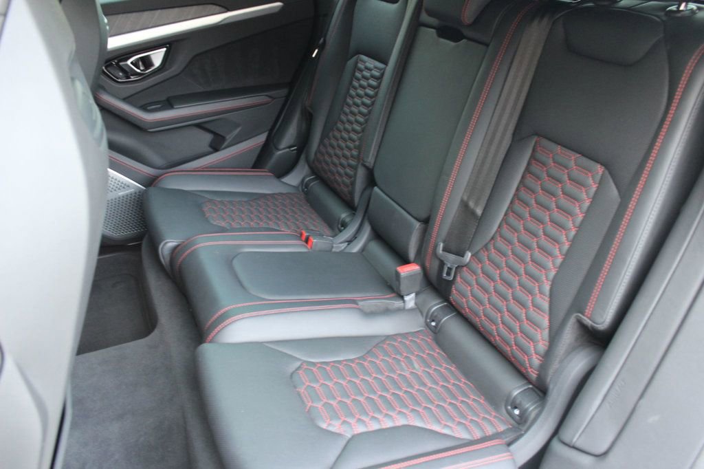Used 2019 Lamborghini Urus image 35