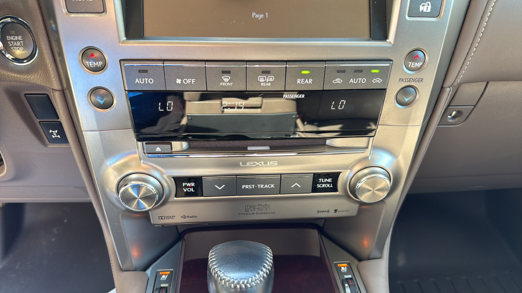 Used 2017 Lexus GX 460 Luxury w/ Sport Design Package AWD/4WD image 28
