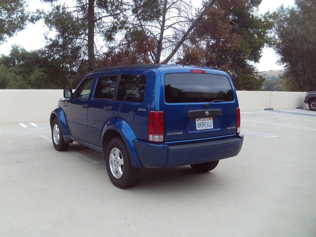 Used 2009 Dodge Nitro SE image 5
