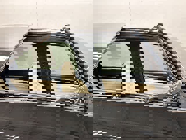 Used 2017 Porsche Cayenne Turbo AWD/4WD image 6