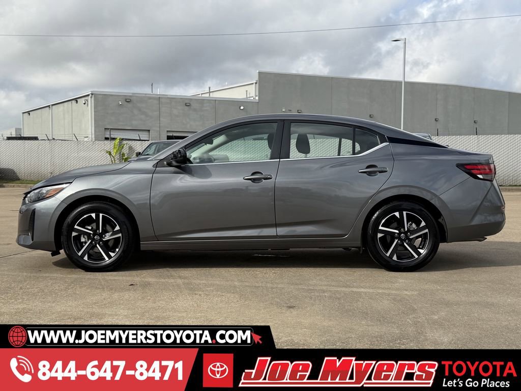 Used 2025 Nissan Sentra SV image 6