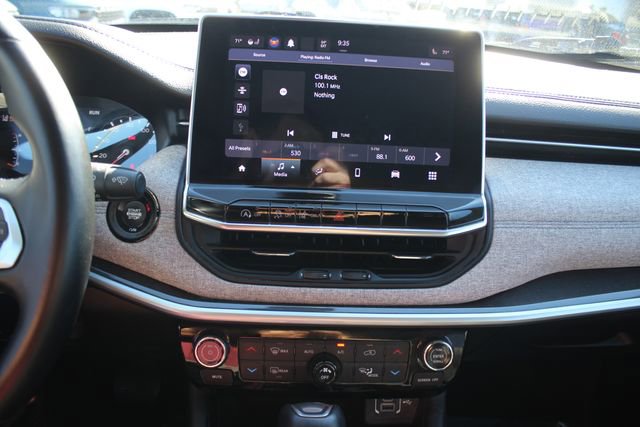 Used 2022 Jeep Compass Latitude w/ Convenience Group image 4