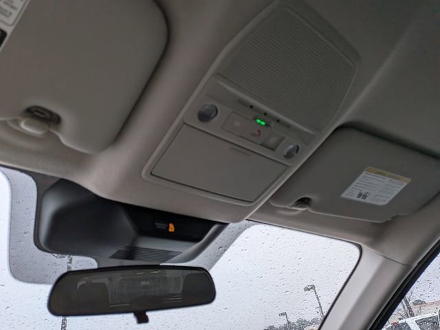 New 2026 Nissan Kicks SR image 18