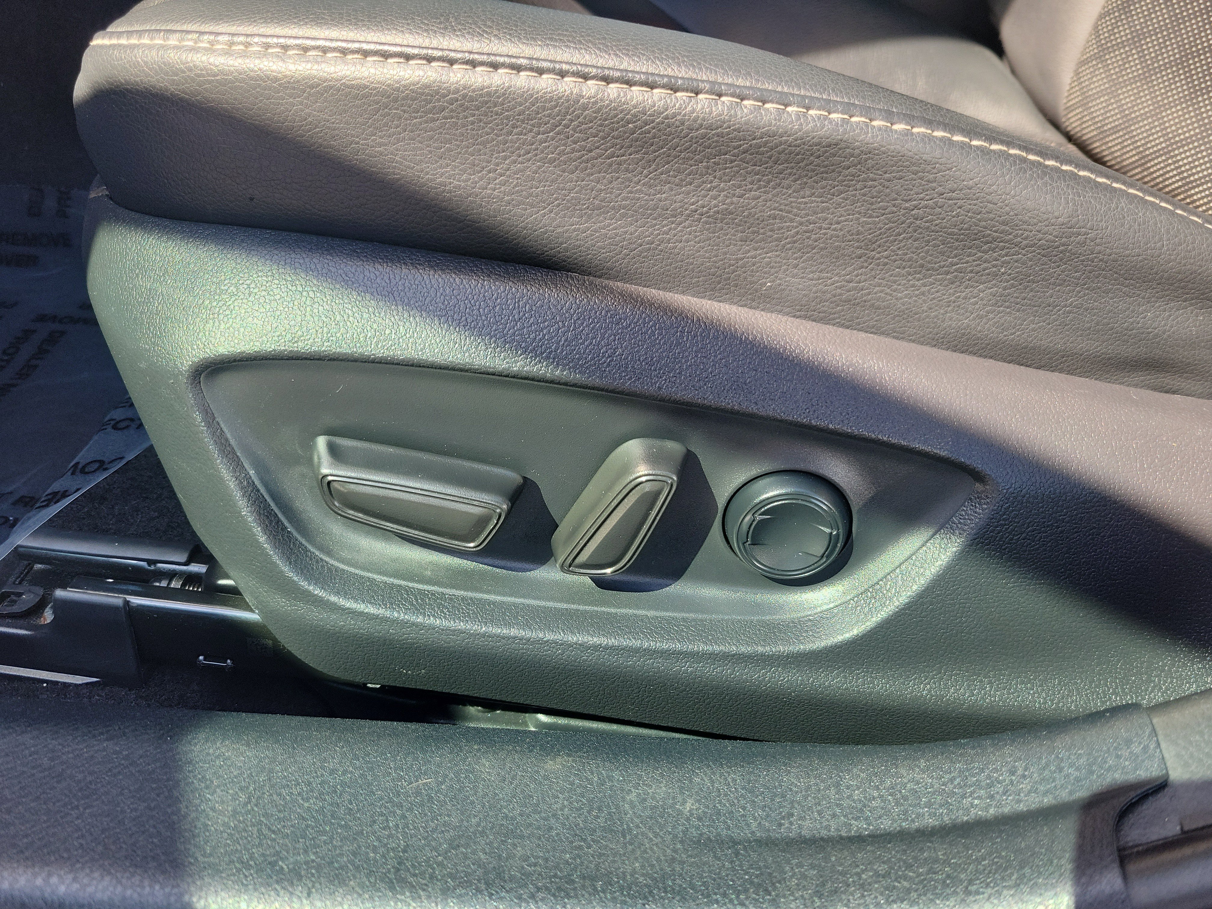 Certified 2020 Toyota Camry XSE image 21