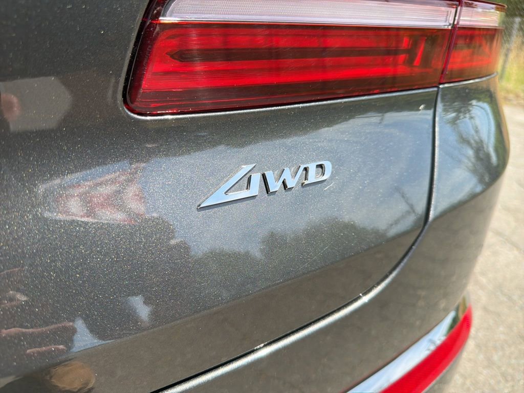 Used 2025 Genesis GV80 2.5T Standard AWD/4WD image 17