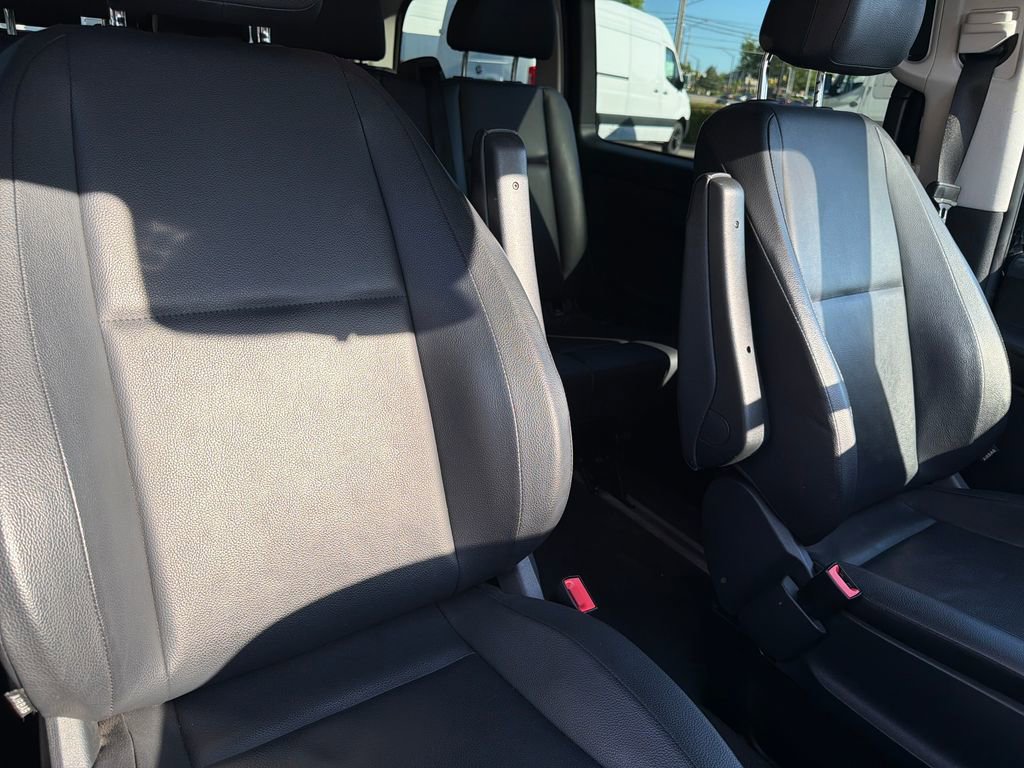 Used 2023 Mercedes-Benz Metris Passenger image 36