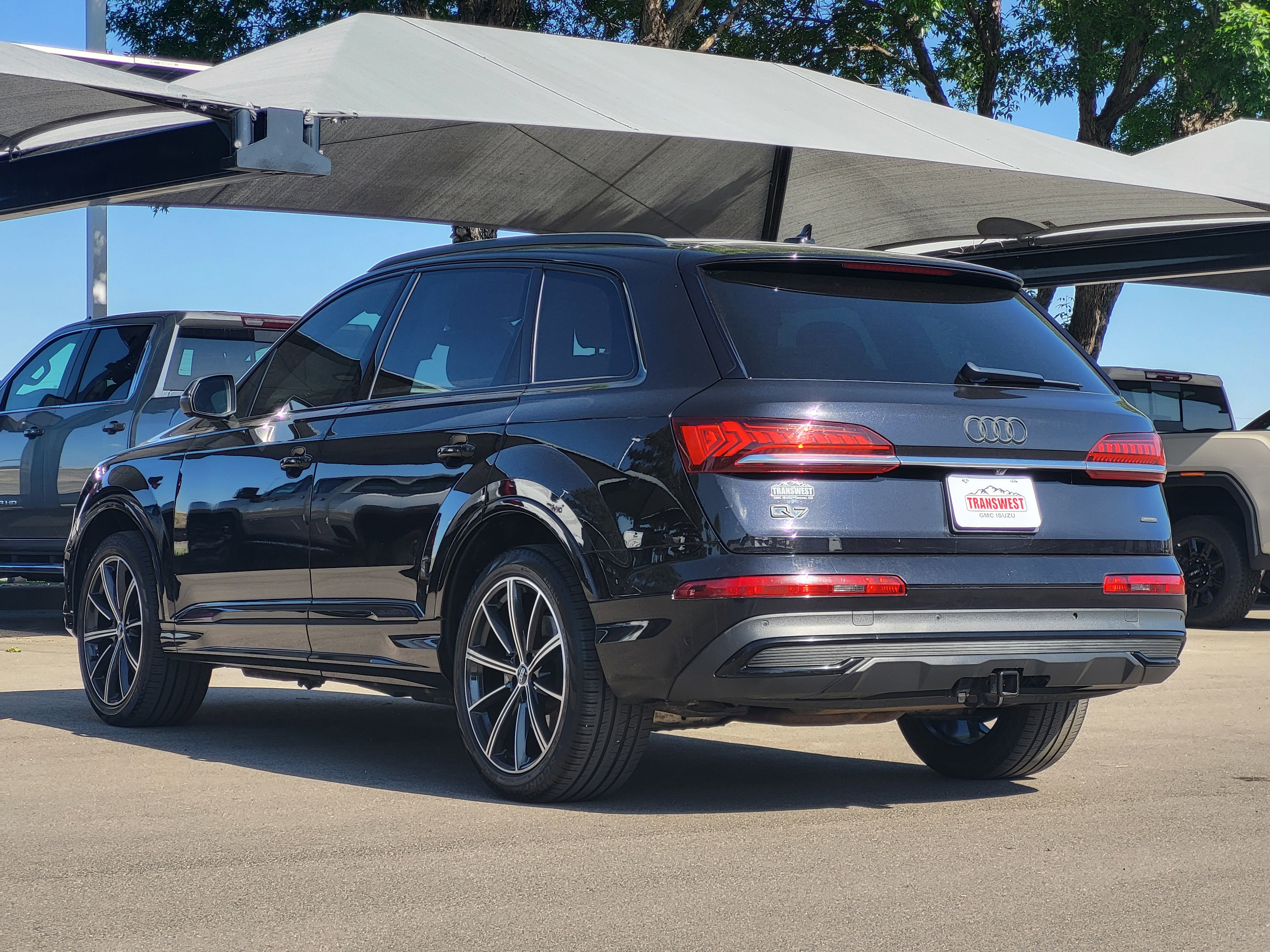 Used 2020 Audi Q7 3.0T Premium Plus w/ Premium Plus Package AWD/4WD image 5
