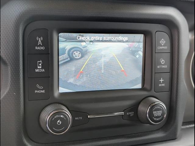 Used 2018 Jeep Wrangler Unlimited Sport S image 11