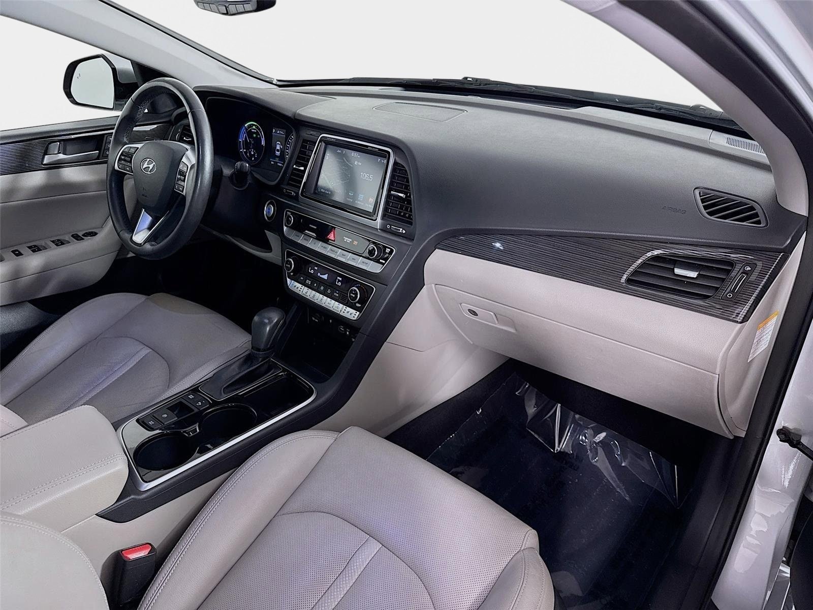 Used 2019 Hyundai Sonata Limited w/ Ultimate Package 02 FWD image 32