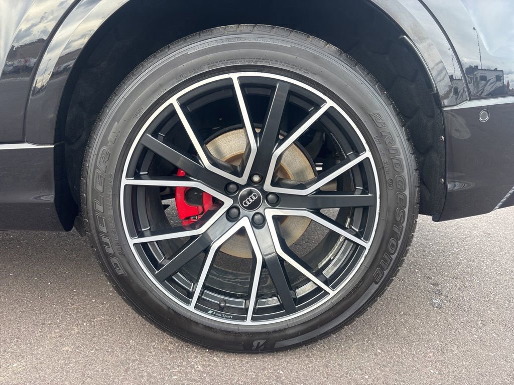 Used 2019 Audi Q8 Premium Plus image 33