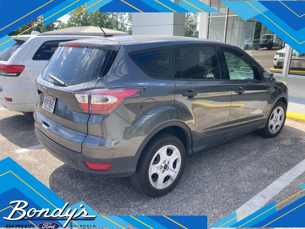 Used 2017 Ford Escape S FWD image 1
