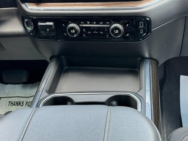 Used 2024 Chevrolet Silverado 2500 LT w/ Midnight Edition AWD/4WD image 14