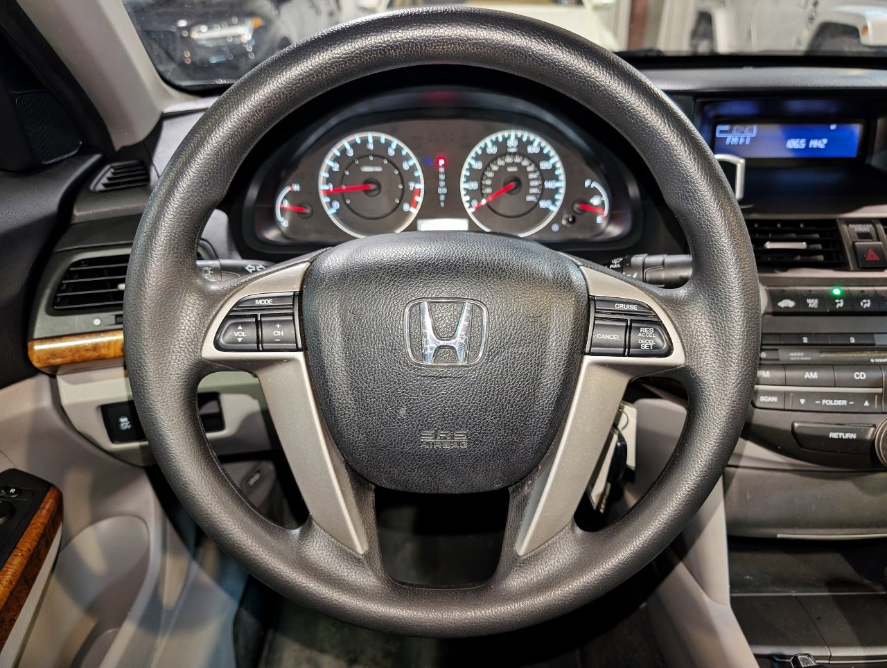 Used 2011 Honda Accord EX image 30