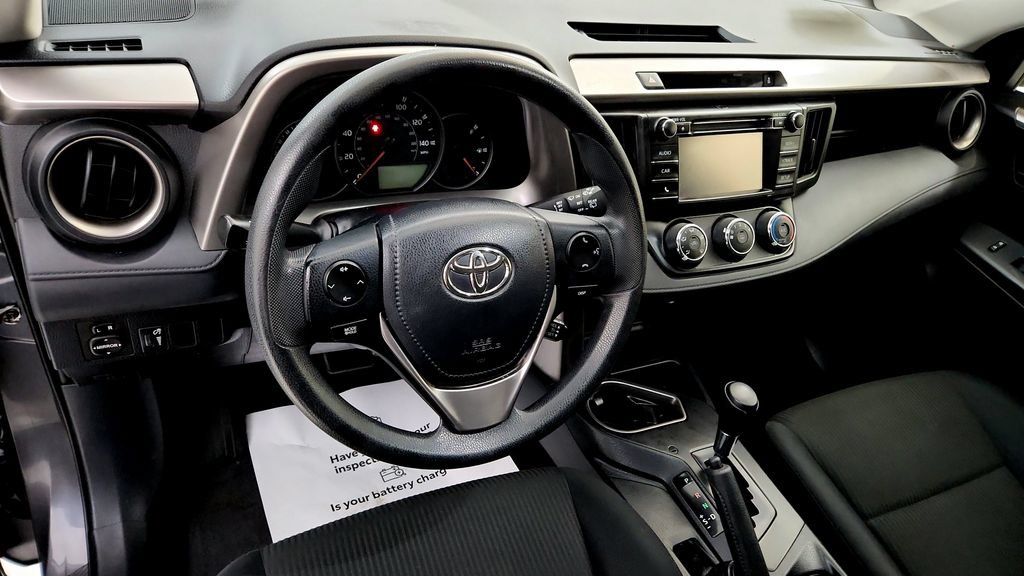 Used 2016 Toyota RAV4 LE AWD/4WD image 24