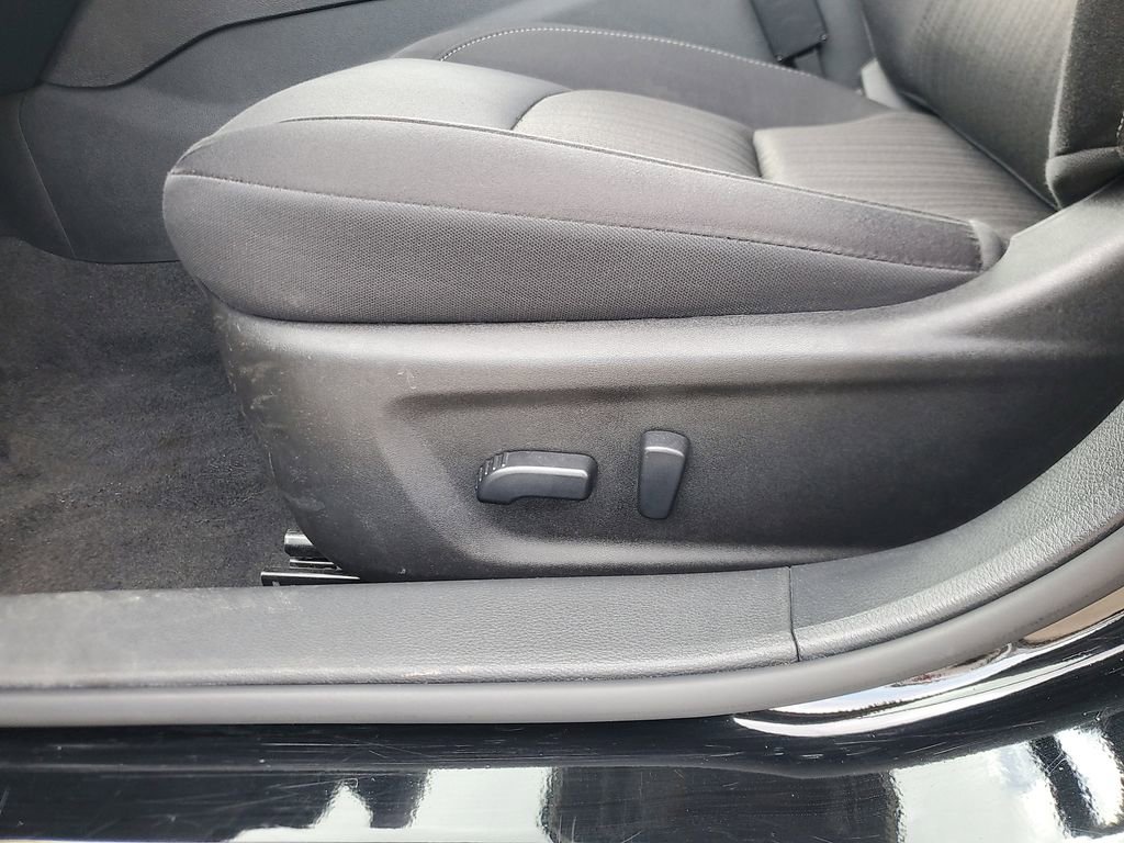 Used 2024 Nissan Altima 2.5 SV image 14