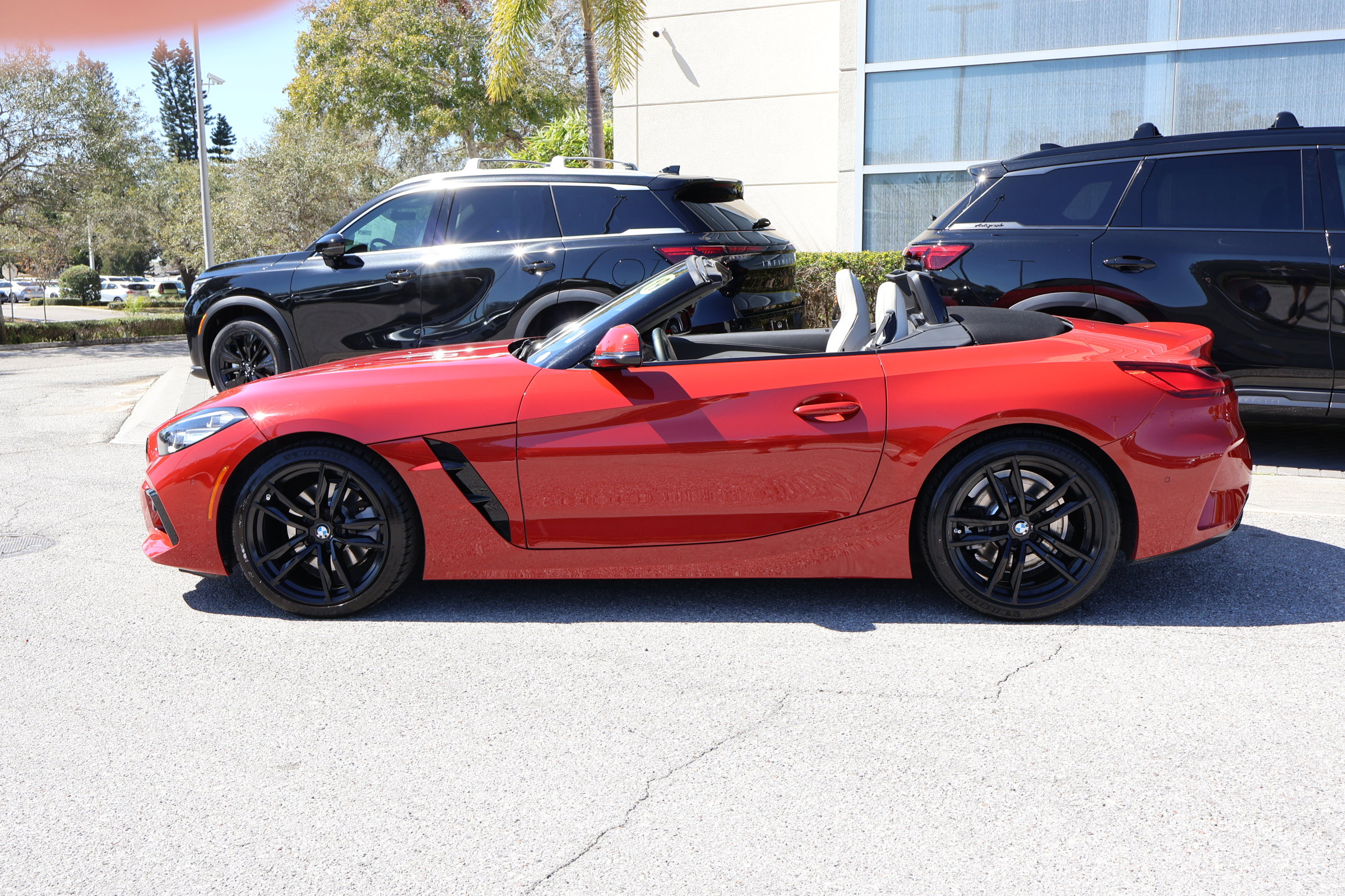 Used 2019 BMW Z4 sDrive30i w/ M Sport Package image 7