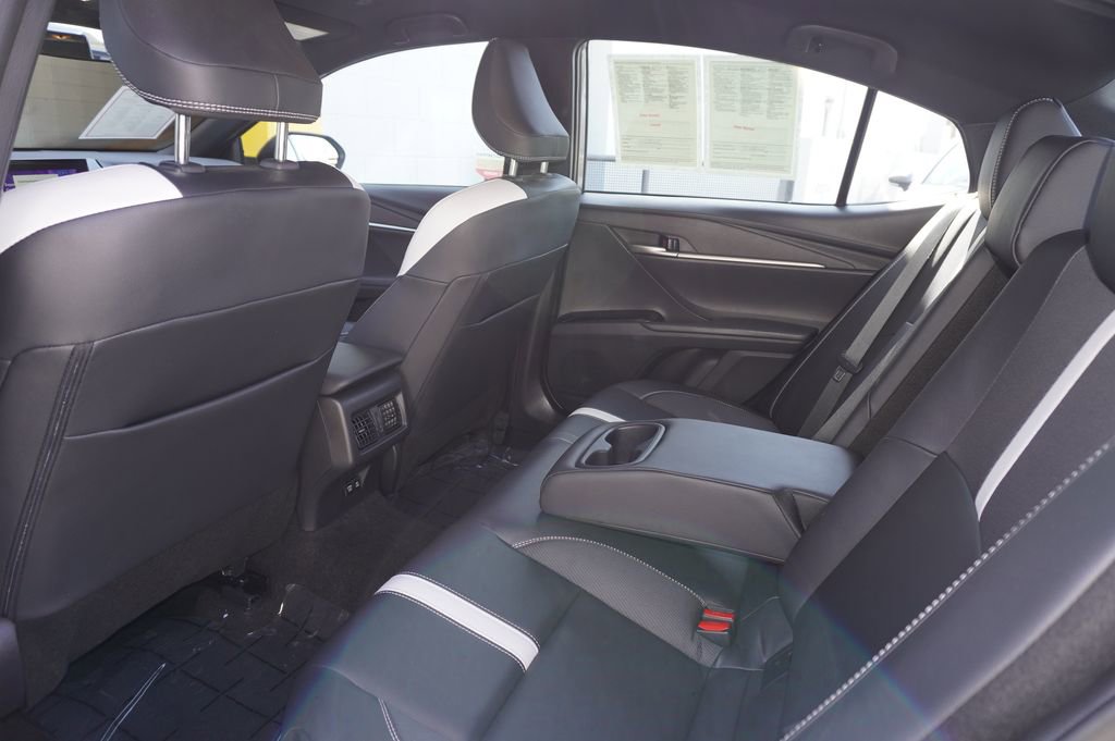 Certified 2025 Toyota Camry SE image 8