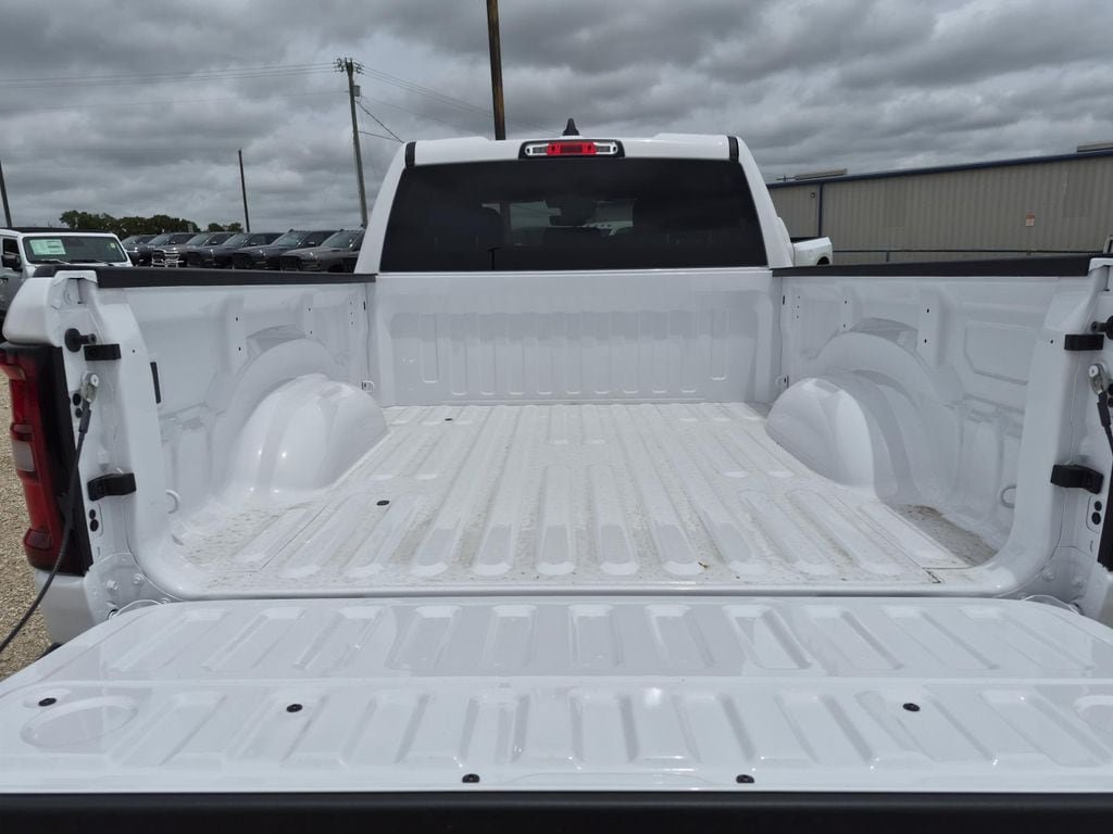 New 2026 RAM 1500 Tradesman AWD/4WD image 8