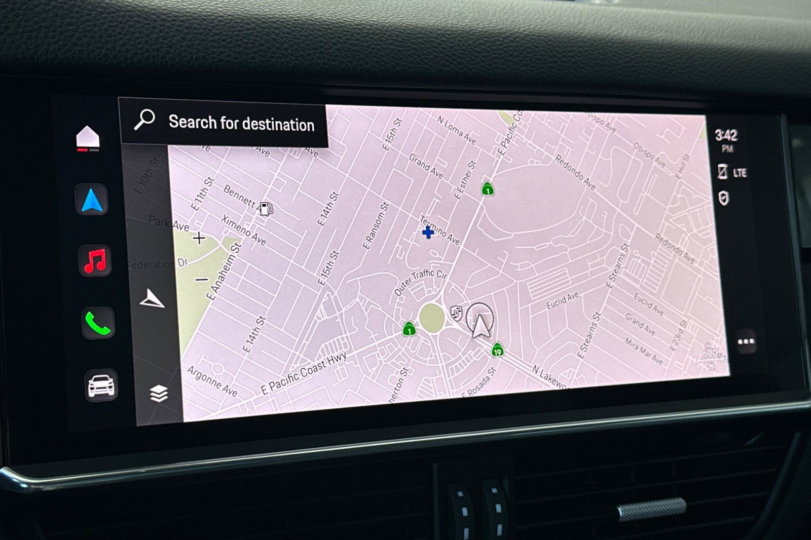 Certified 2022 Porsche Cayenne E-Hybrid image 19