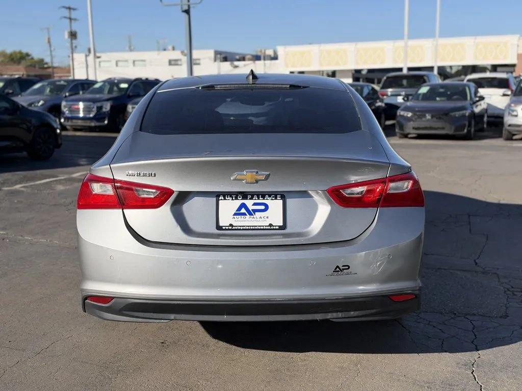 Used 2024 Chevrolet Malibu LS w/ Driver Confidence Package FWD image 5