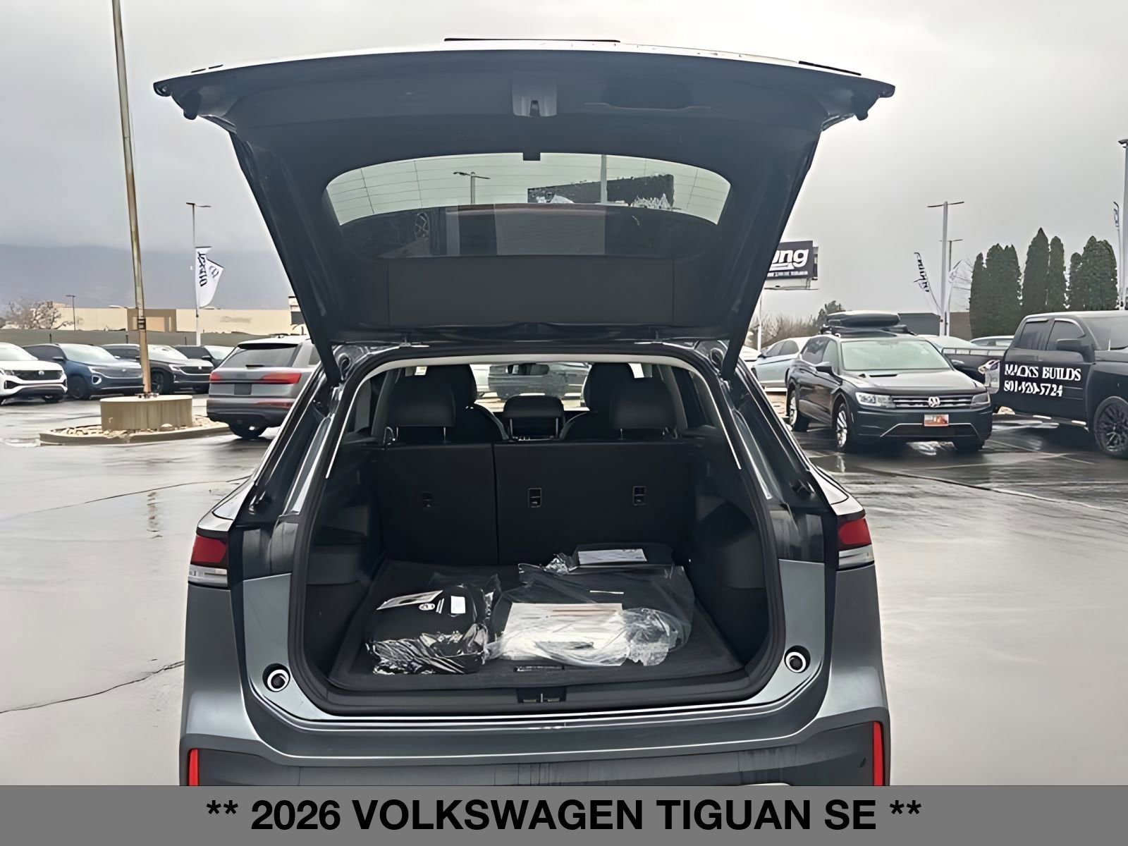 New 2026 Volkswagen Tiguan SE AWD/4WD image 16