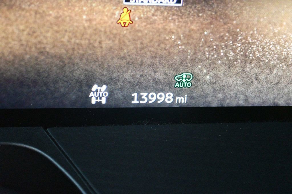 Used 2025 INFINITI QX80 Sensory image 44