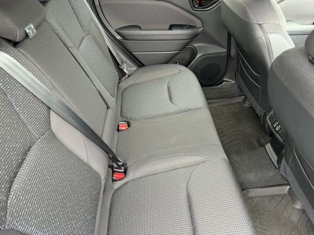 Used 2025 Subaru Forester Premium w/ Protection Package image 19