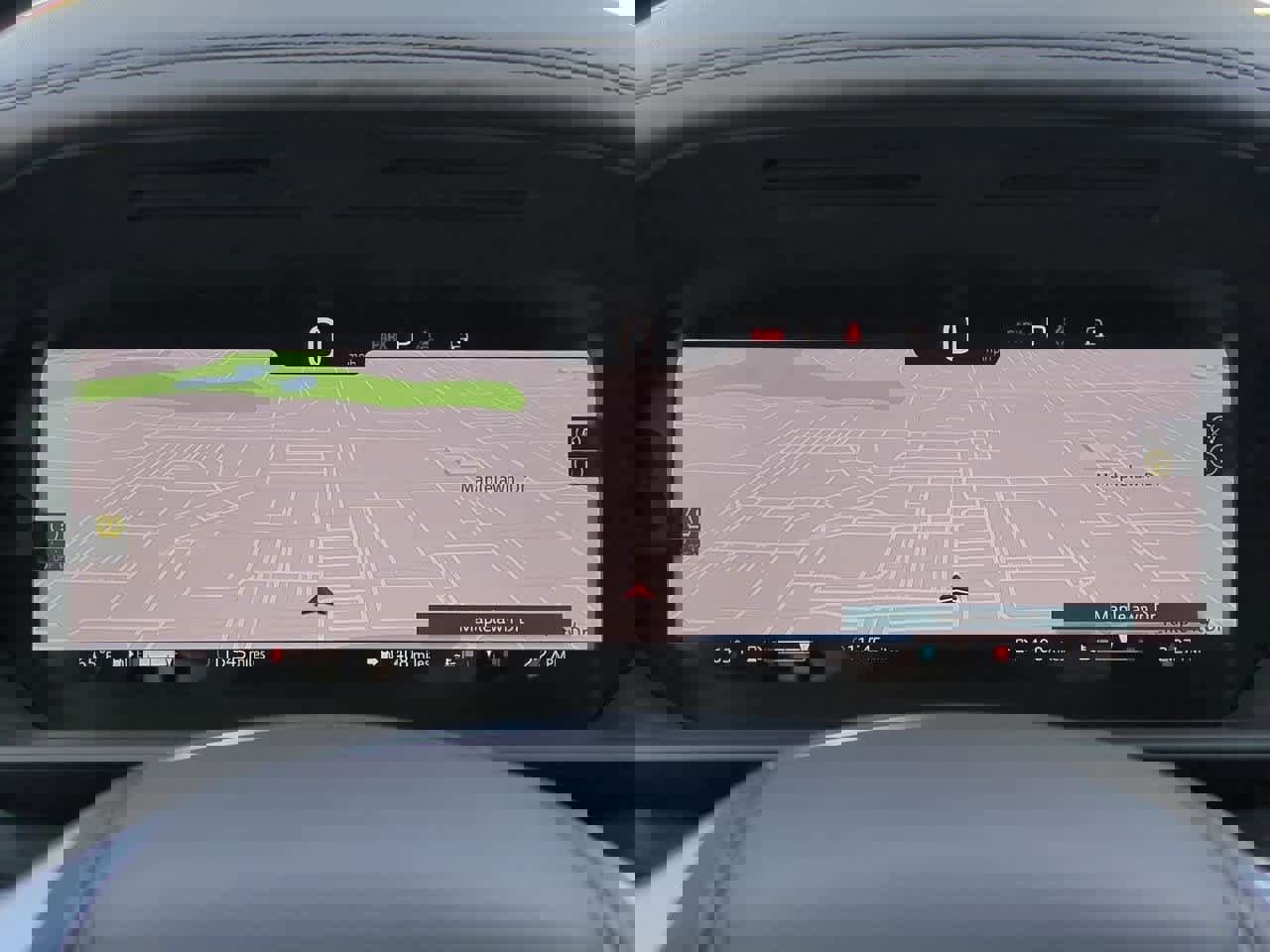 Used 2024 Land Rover Discovery Metropolitan Edition image 34