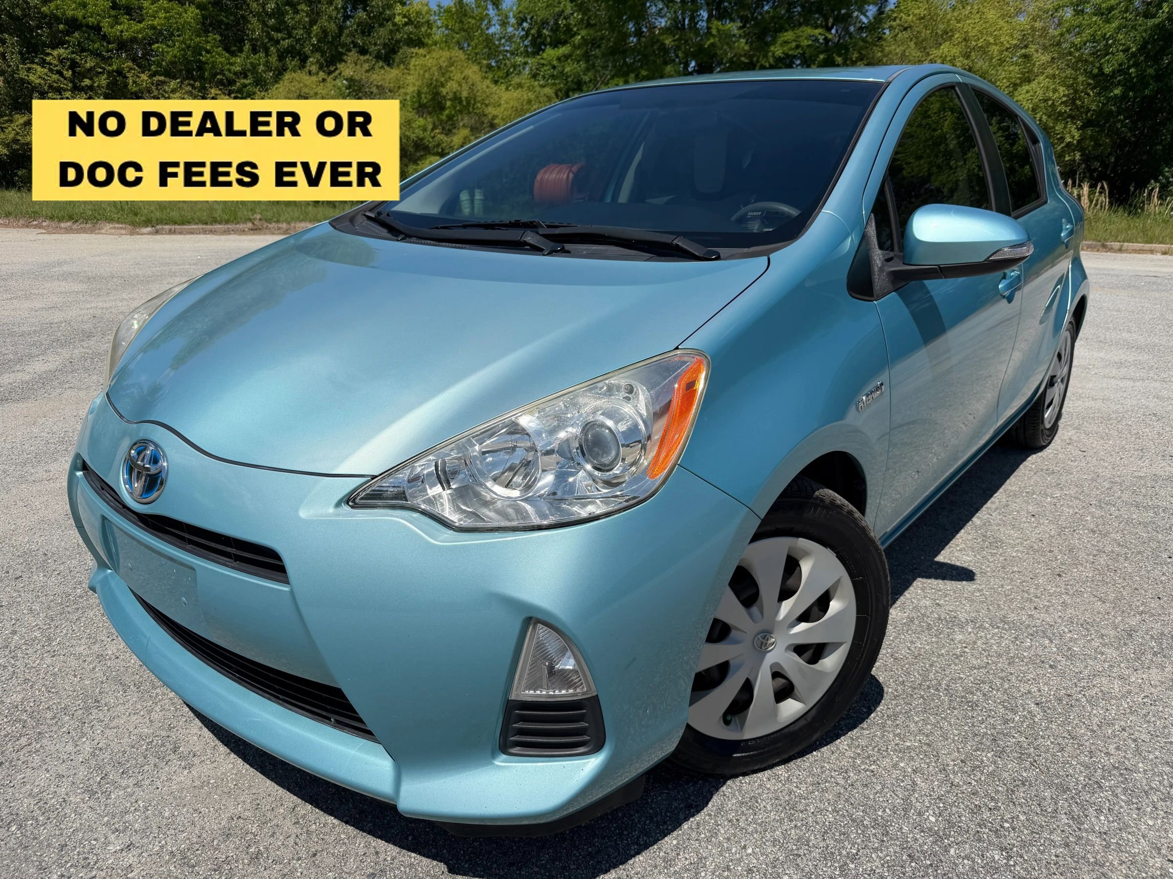 Used 2014 Toyota Prius C One image 1