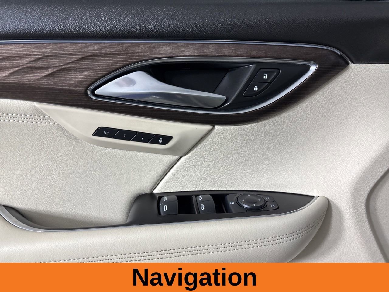 Used 2023 Buick Envision Avenir image 9