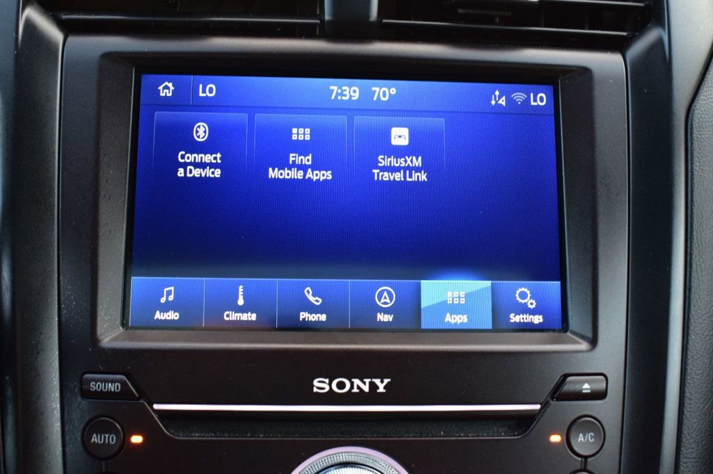 Used 2020 Ford Fusion Titanium image 37