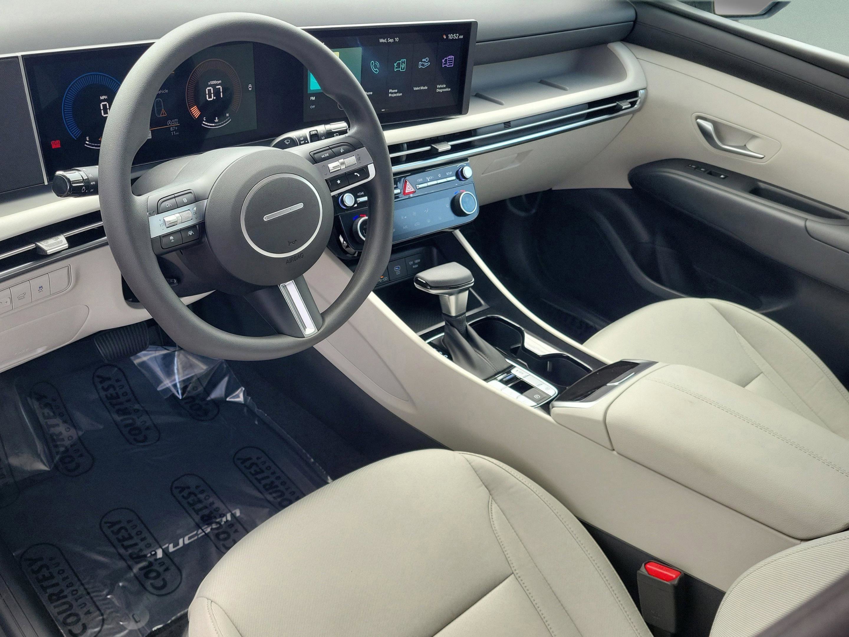 New 2026 Hyundai Tucson SEL image 11