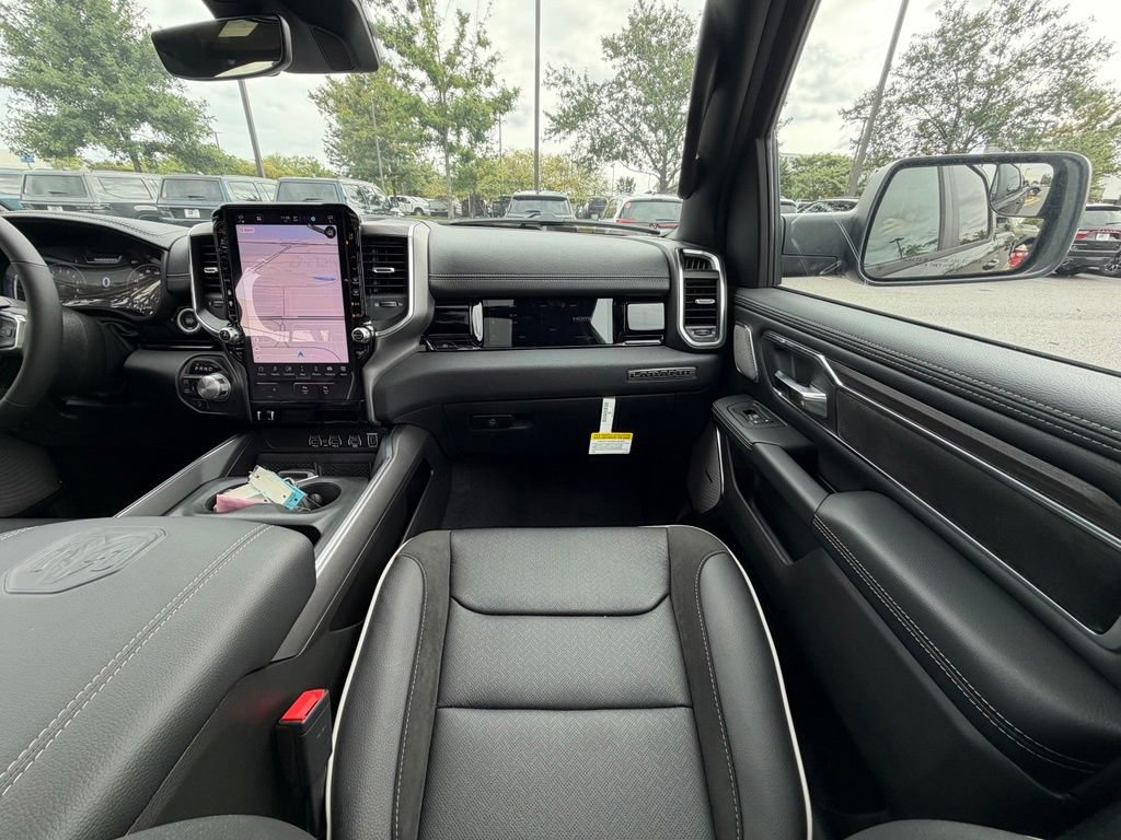 New 2026 RAM 1500 Laramie AWD/4WD image 14