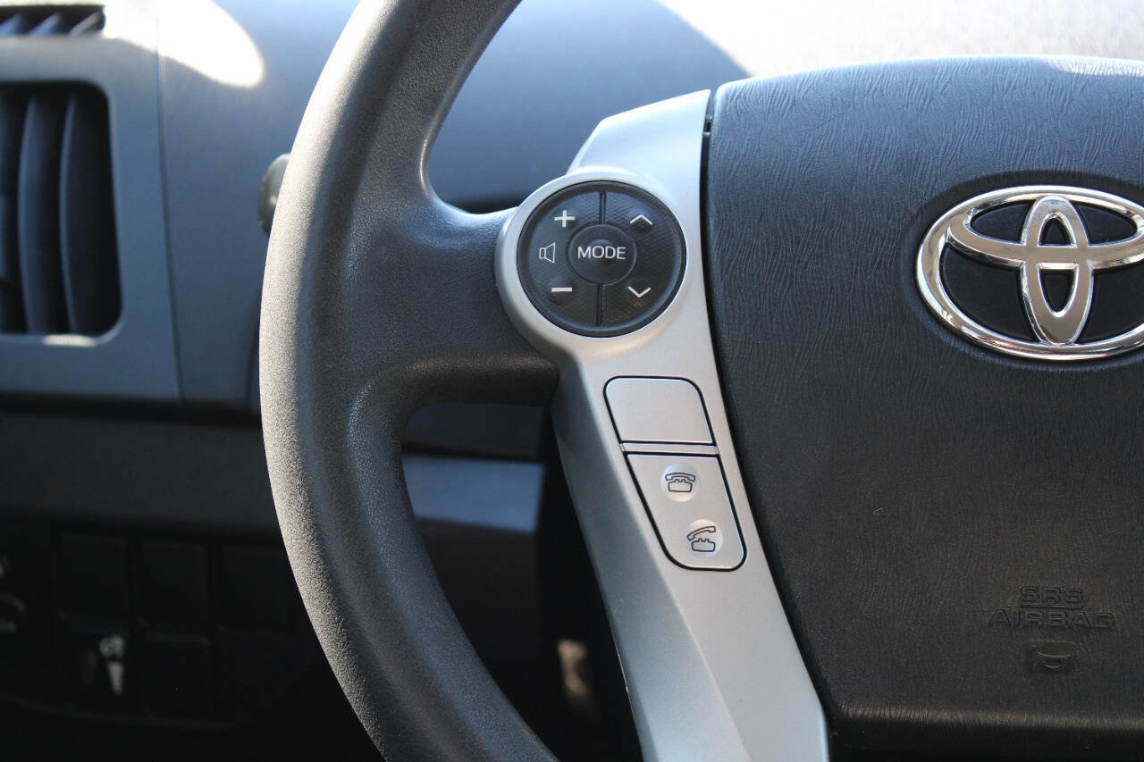 Used 2012 Toyota Prius Two image 33