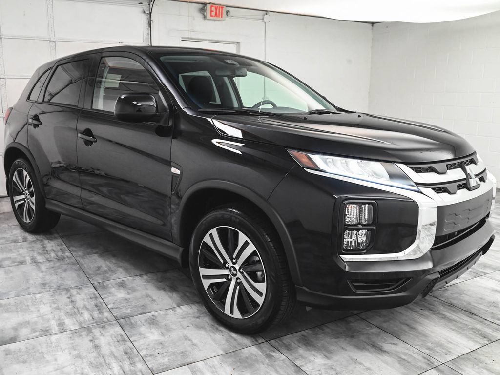 Used 2026 Mitsubishi Outlander Sport ES AWD/4WD image 3