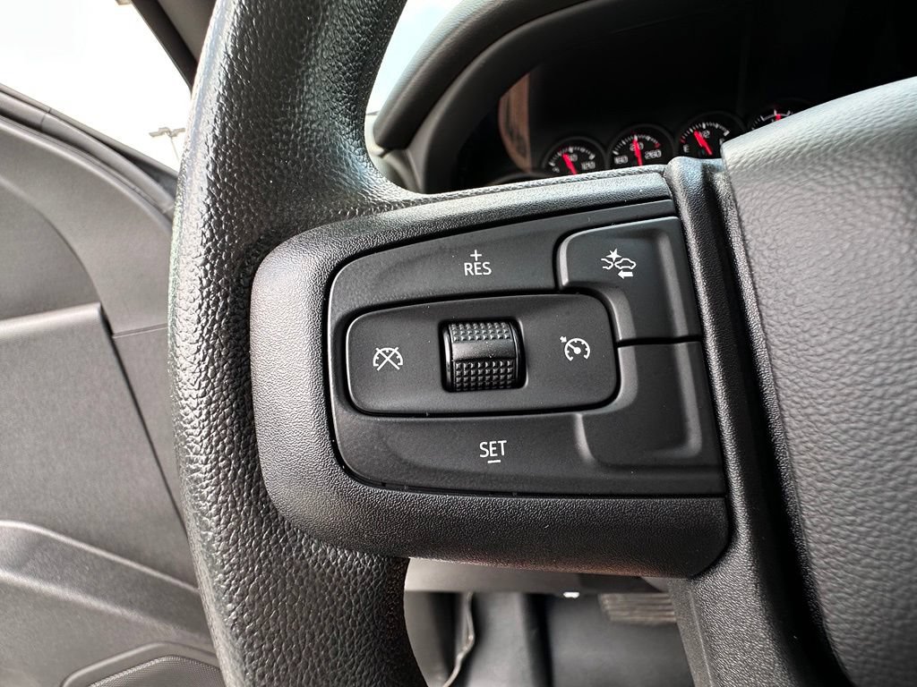 Used 2024 GMC Sierra 2500 Pro w/ 1SA Pro Safety Plus Package AWD/4WD image 32