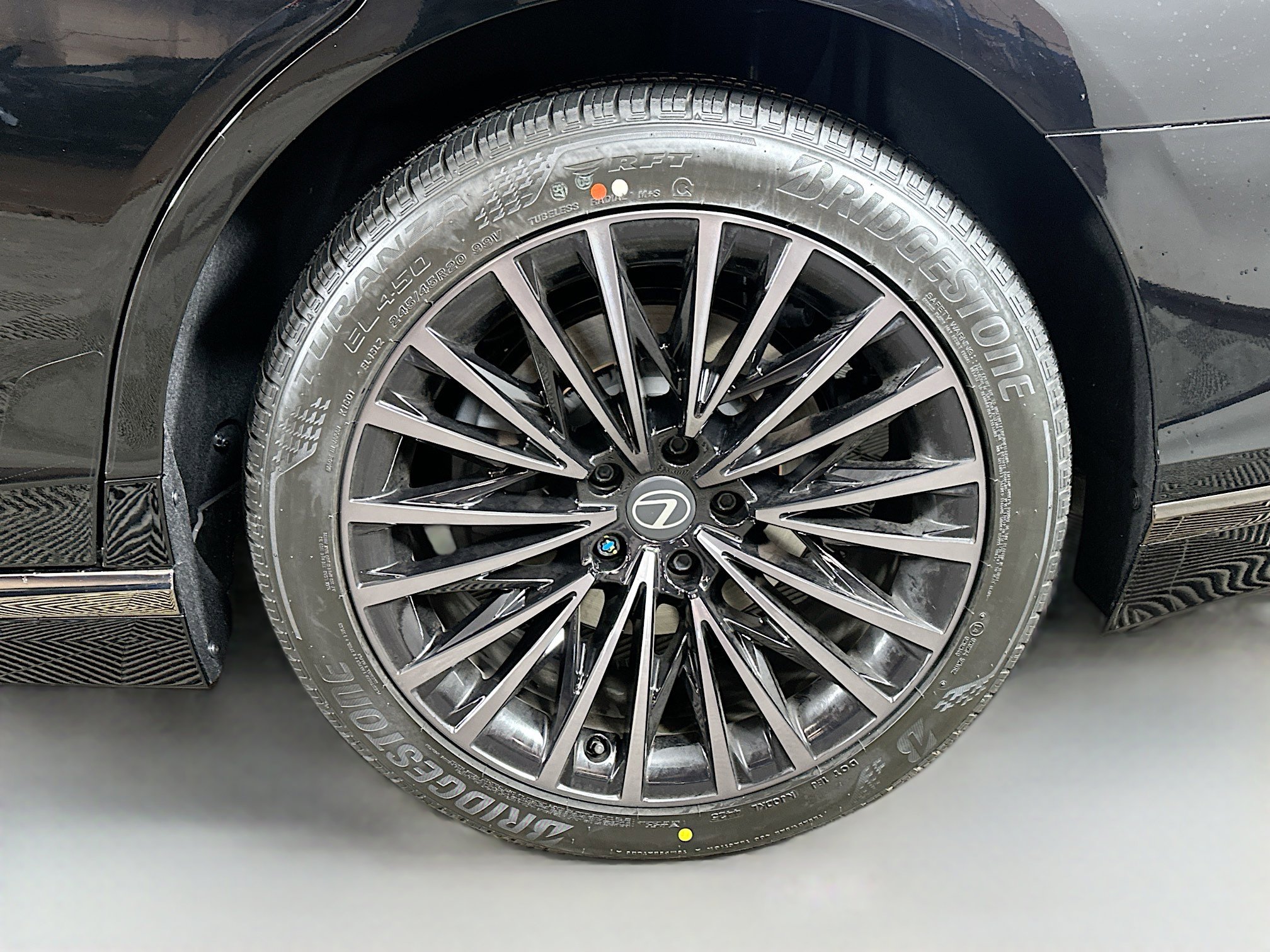 New 2026 Lexus LS 500 AWD w/ Accessory Package (2T) image 30