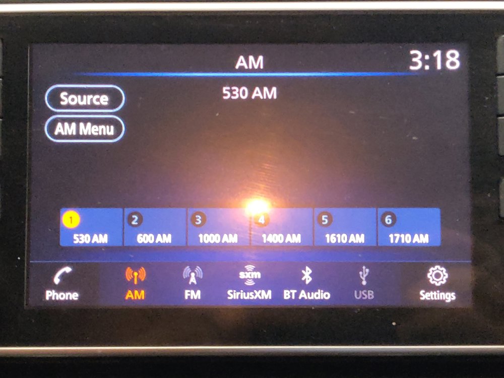 Used 2020 Nissan Kicks SR FWD image 25