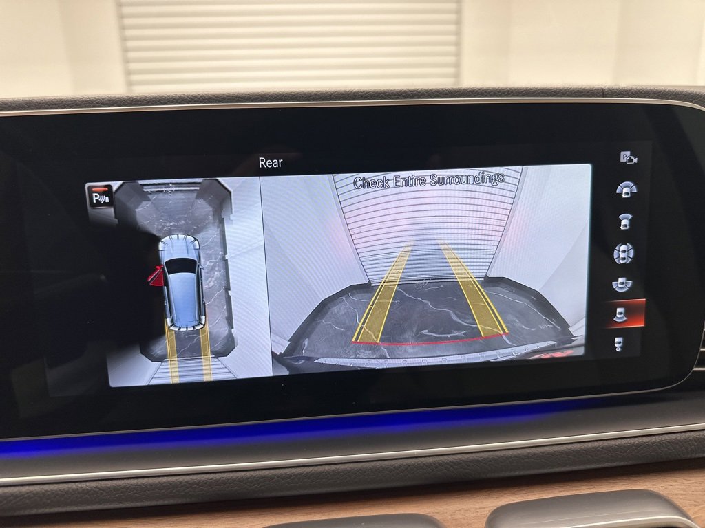 Used 2022 Mercedes-Benz GLS 450 4MATIC image 24