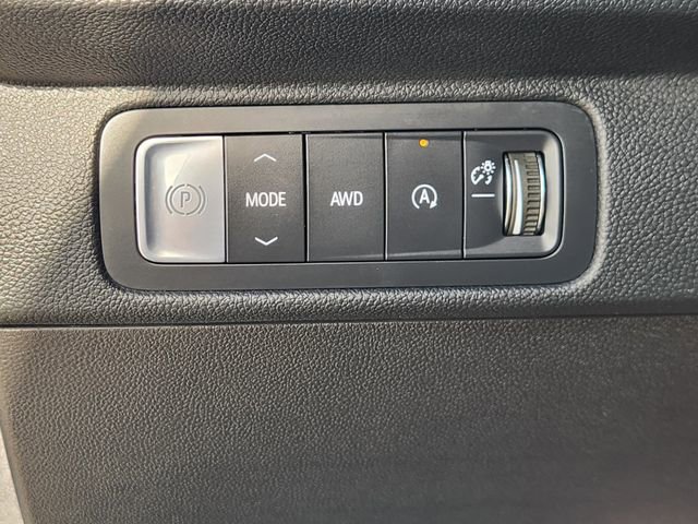 Used 2026 Chevrolet Traverse Z71 w/ Driver Confidence Package image 21