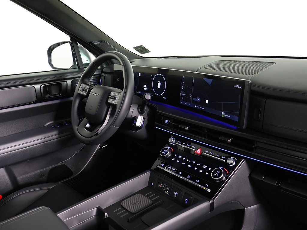 Certified 2025 Hyundai Santa Fe Calligraphy image 32