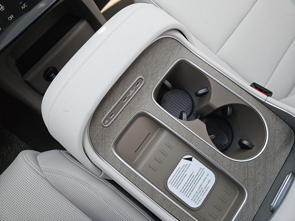 New 2026 Hyundai Palisade SEL FWD image 19