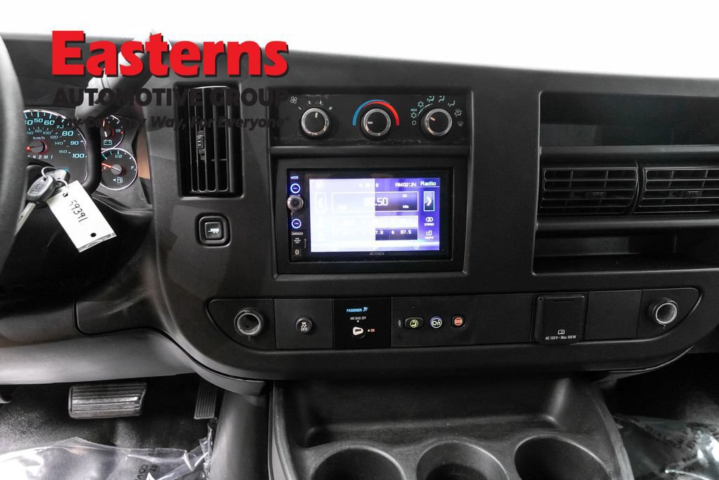 Used 2019 Chevrolet Express 2500 Extended RWD image 12