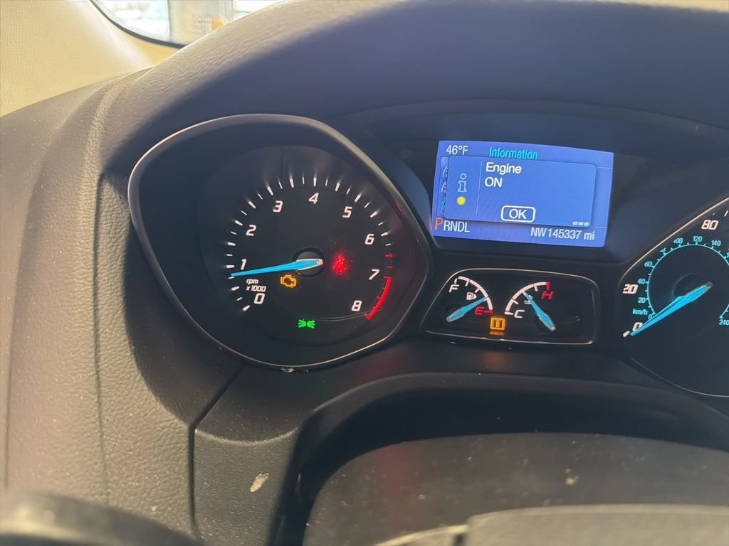 Used 2014 Ford Focus SE w/ SE Winter Package image 4