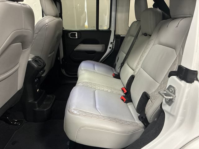Used 2021 Jeep Wrangler Unlimited Sahara AWD/4WD image 26